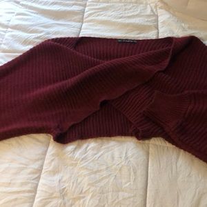 Maroon sweater